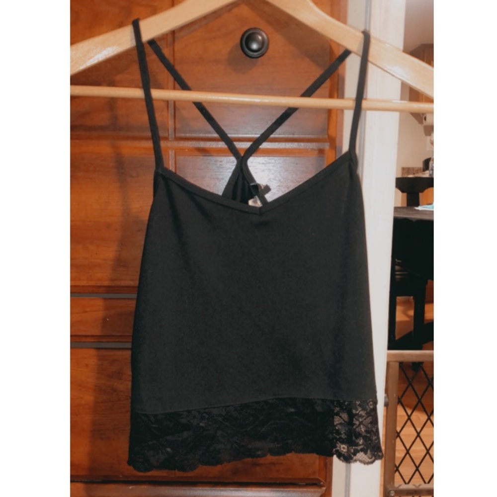 Cute black tank top!